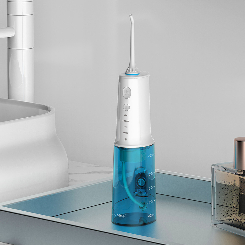 دستگاه آبیاری دهانی شارژی قابل حمل Nicefeel Oral Care مخزن آب 300 میلی لیتری قدرتمند